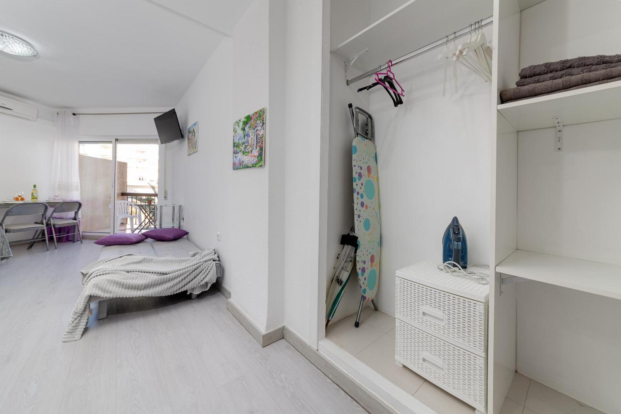 Apartment Near Beach, Playa Del Cura Torrevieja Ngoại thất bức ảnh