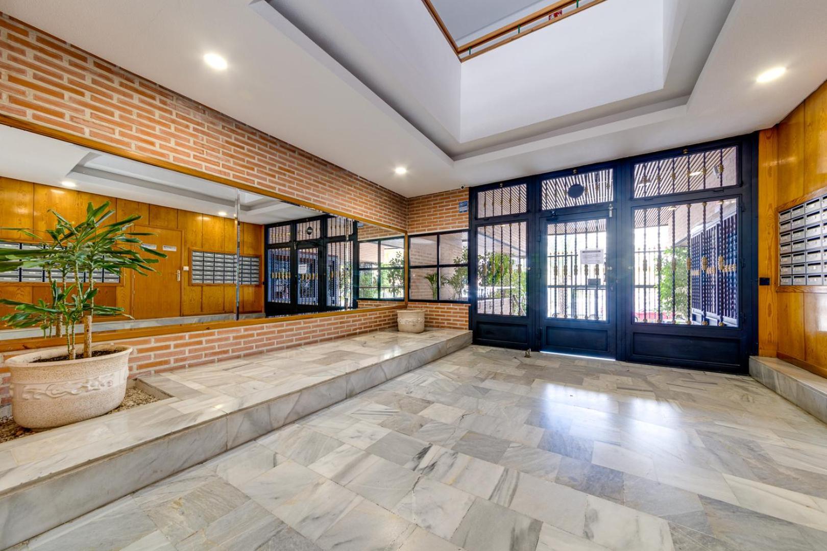 Apartment Near Beach, Playa Del Cura Torrevieja Ngoại thất bức ảnh
