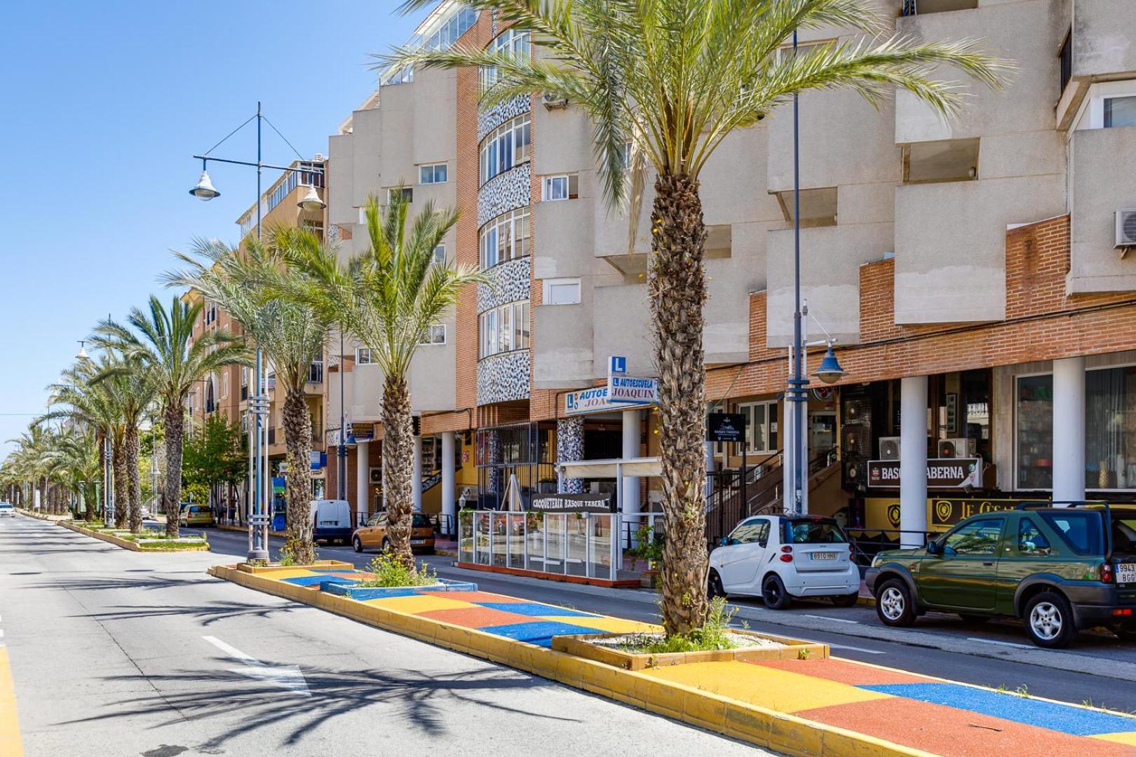 Apartment Near Beach, Playa Del Cura Torrevieja Ngoại thất bức ảnh
